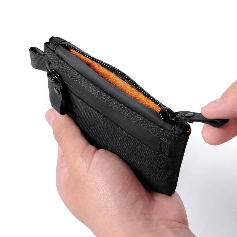 Borsa portaoggetti impermeabil - Edc Carry Card recensione e prezzo