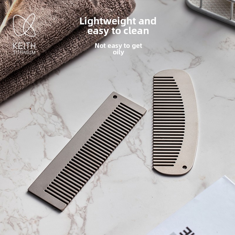 KEITH Pettine a Borsa in Titan - Comb Pocket Titanium recensione e prezzo